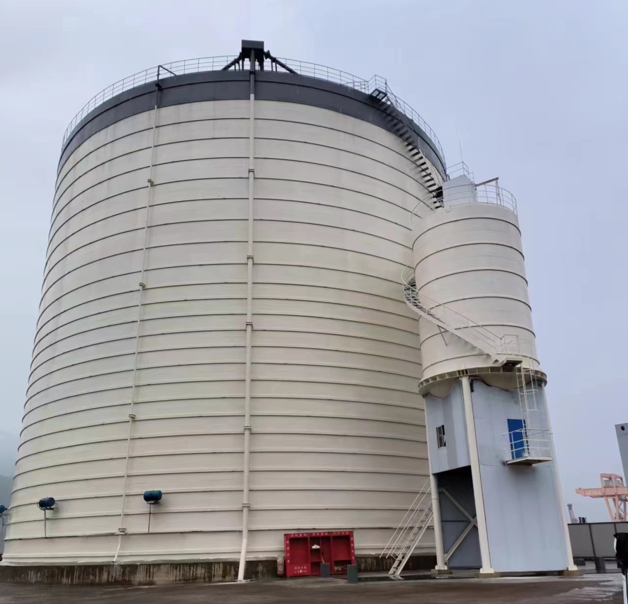 噶尔10万吨水泥钢板库